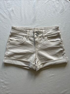 Brody Jeans Off-White Midi Short